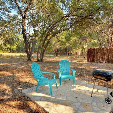 Cabins At Flite Acres - Desert Willow Wimberley Exterior photo